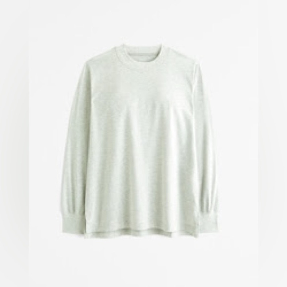 EUC S Abercrombie & Fitch Heather Gray Long Sleeve Tee with White Sleeve Stripes
